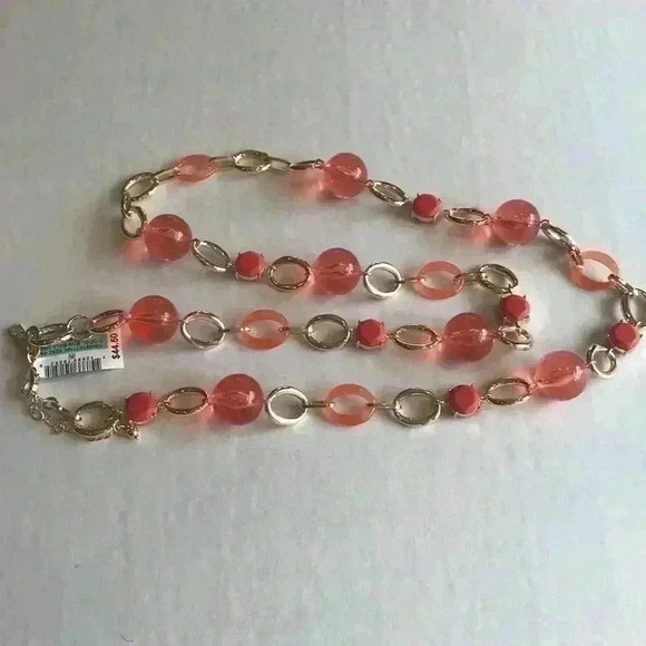 INC new Gold Tone Stone beaded Necklace - Picture 6 of 8